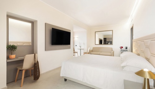 Deluxe Studio Suite