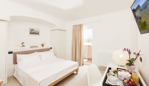 Standard Room, Balcony, Courtyard View