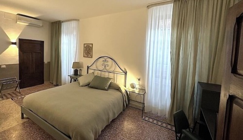 Comfort Room