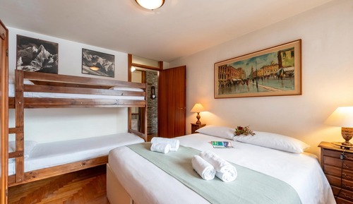 Standard Apartment, 3 Bedrooms, 2 Bathrooms (Residence Dolonne)