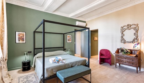 Standard Apartment, 4 Bedrooms, Air conditioning, Sea Facing (Precious House Genova Porto Antico)