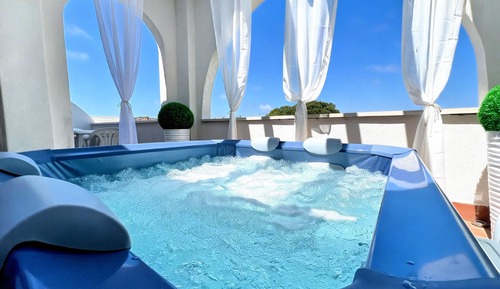 Deluxe Apartment, 2 Bedrooms, 2 Bathrooms, Sea View