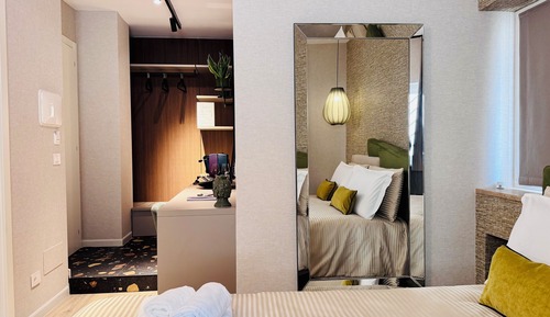 Business Room