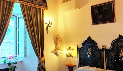 Luxury Double Room, Courtyard View