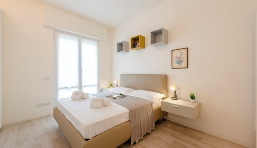 Family Apartment, 2 Bedrooms, Balcony (Cozy Apartment with Private Parking)