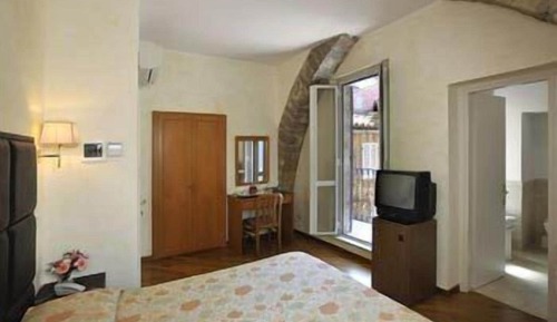 Economy Double or Twin Room