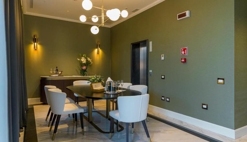 Presidential Suite