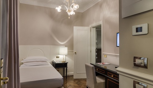 Classic Single Room