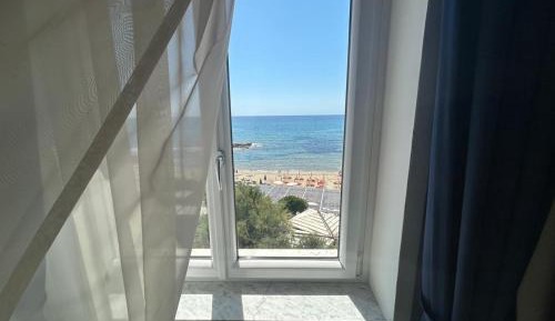 Double Room with Balcony and Sea View