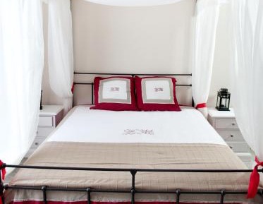 Deluxe Double Room with Extra Bed
