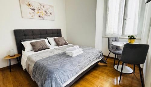 Large Double Room
