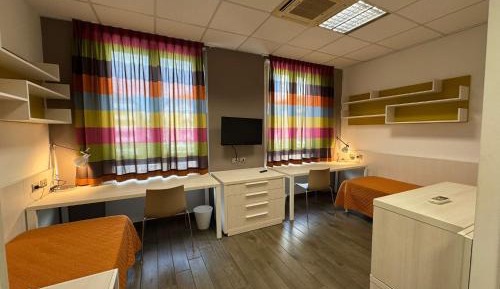 Twin Room with Private Bathroom