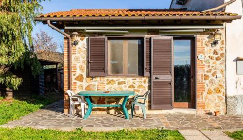 One-Bedroom Apartment with Garden View
