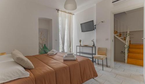 Two-Bedroom Apartment with Balcony