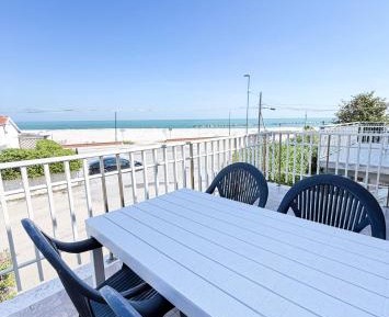 Apartment with Sea View