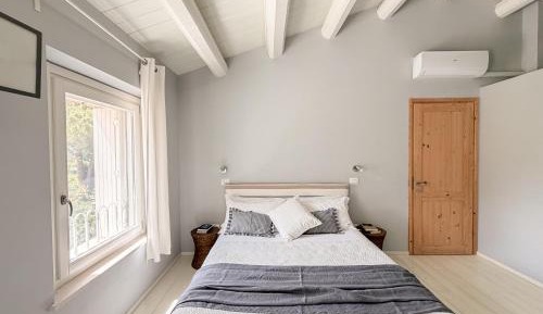 Deluxe Double Room with Extra Bed