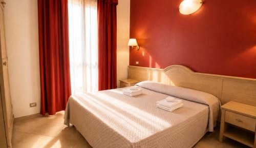 Double Room with Balcony and Sea View