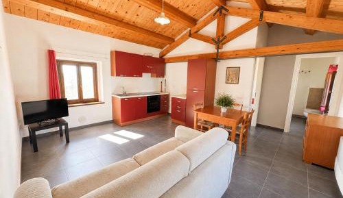 One-Bedroom Apartment with View