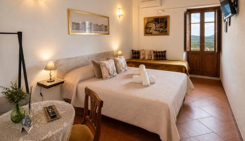 Double Room with Mountain View