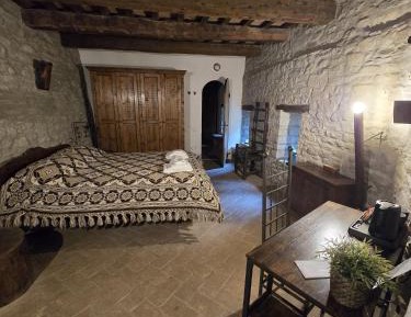 Queen Room with Garden View