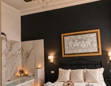 Suite with Spa Bath