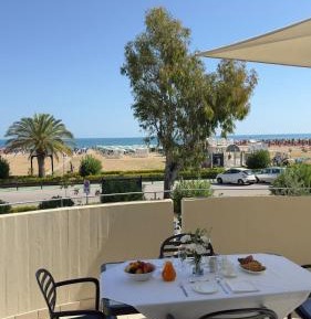 Apartment with Sea View