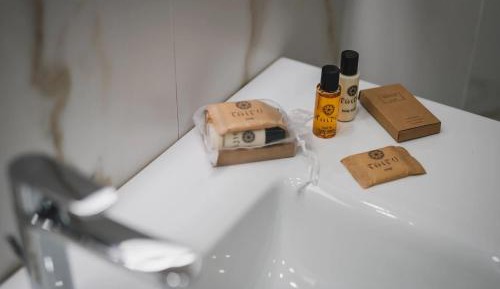 Quadruple Room with Private Bathroom