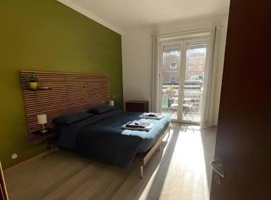 Superior One-Bedroom Apartment with Balcony