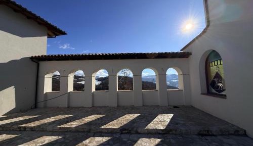 King Room with Mountain View