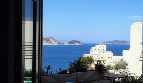 Quadruple Room with Sea View