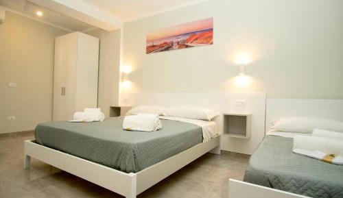 Deluxe Quadruple Room