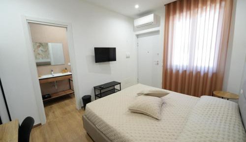 Double Room with Pool View
