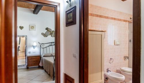 One-Bedroom Apartment with Garden
