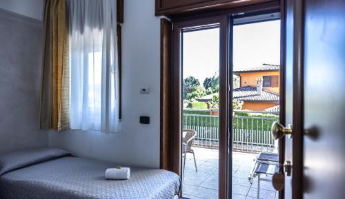Triple Room with Terrace