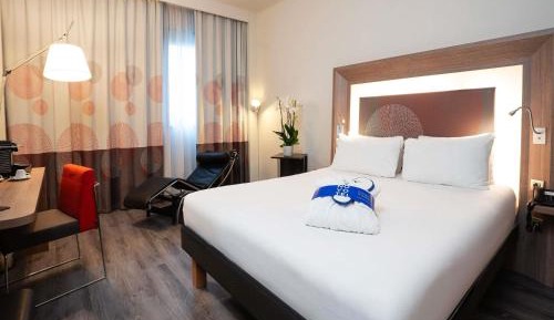 Executive Business Room with Double-Bed