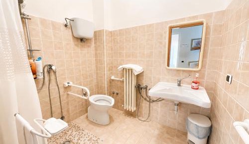 Double Room with Private External Bathroom