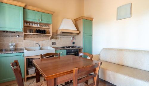 Two-Bedroom Deluxe Apartment with Garden View