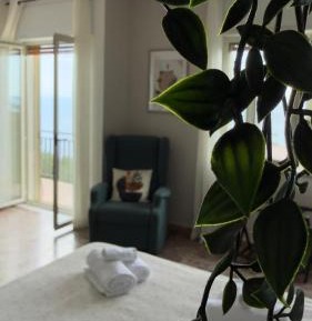 Studio with Balcony
