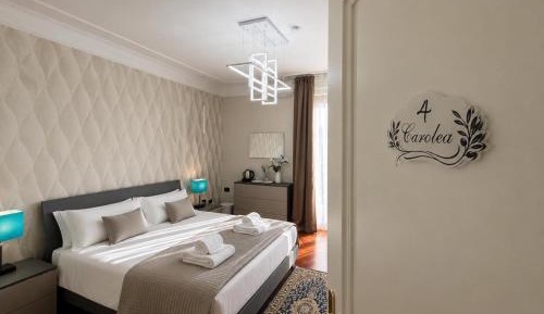 King Room with Spa Bath