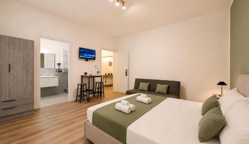 Triple Room with Private Bathroom