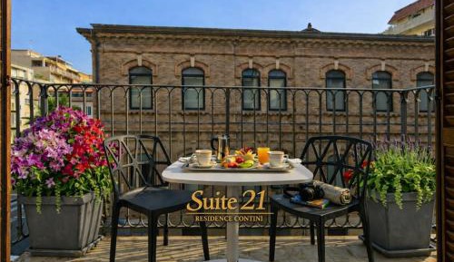 Junior Suite with Balcony