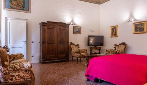 Luxury Triple Room