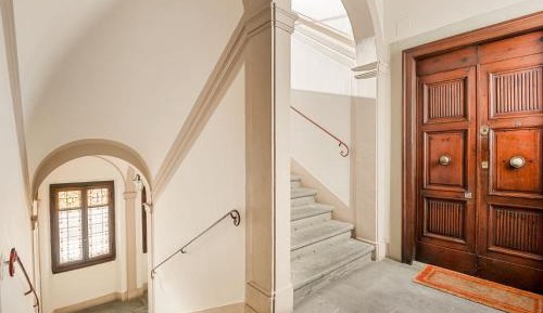 Four-Bedroom Deluxe Apartment