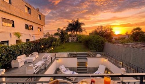 Apartment with Garden View