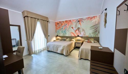Luxury Triple Room