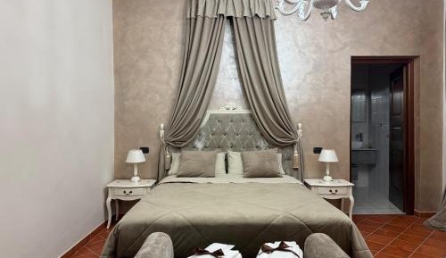 King Suite with Spa Bath