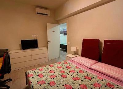 Standard Double Room with Shared Bathroom
