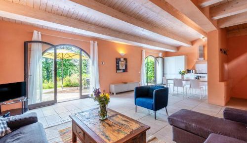 Three-Bedroom Vacation Home 