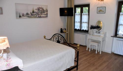 Deluxe Double Room with Bath