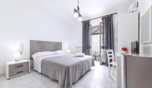 Double or Twin Room with Private Bathroom